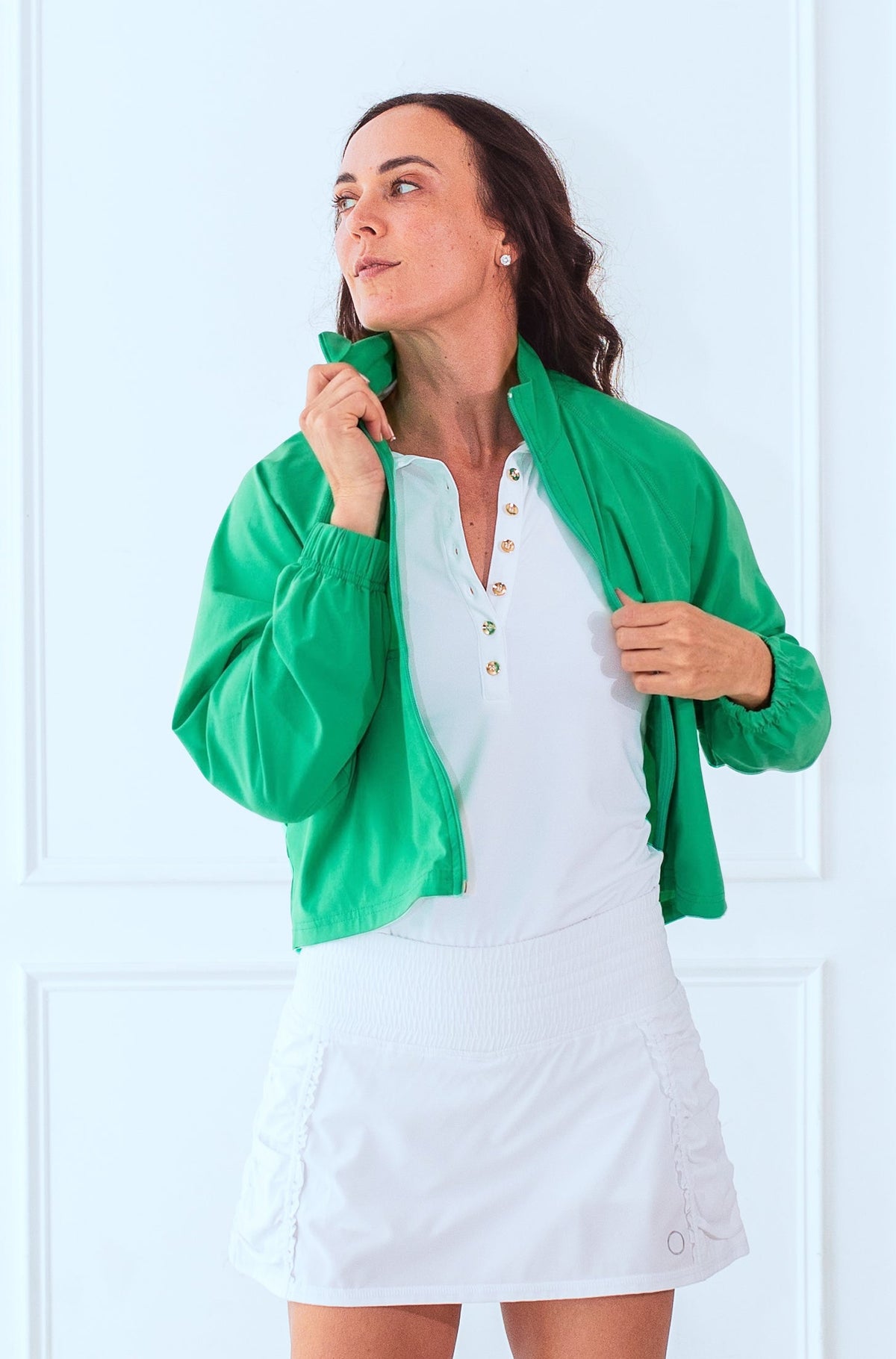 GREEN