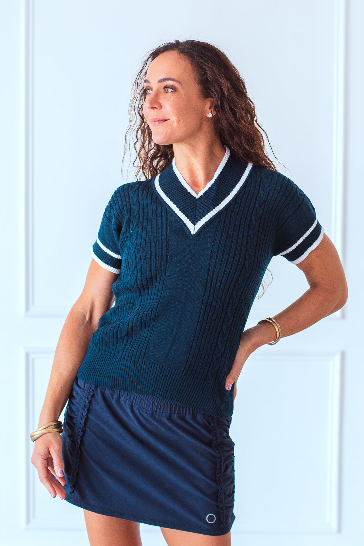 NAVY WHITE