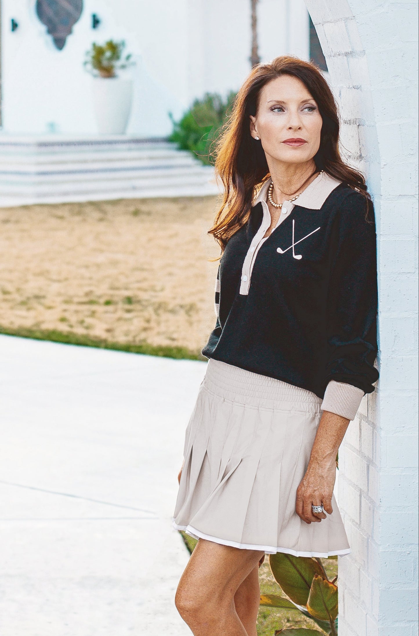 KHAKI WHITE
