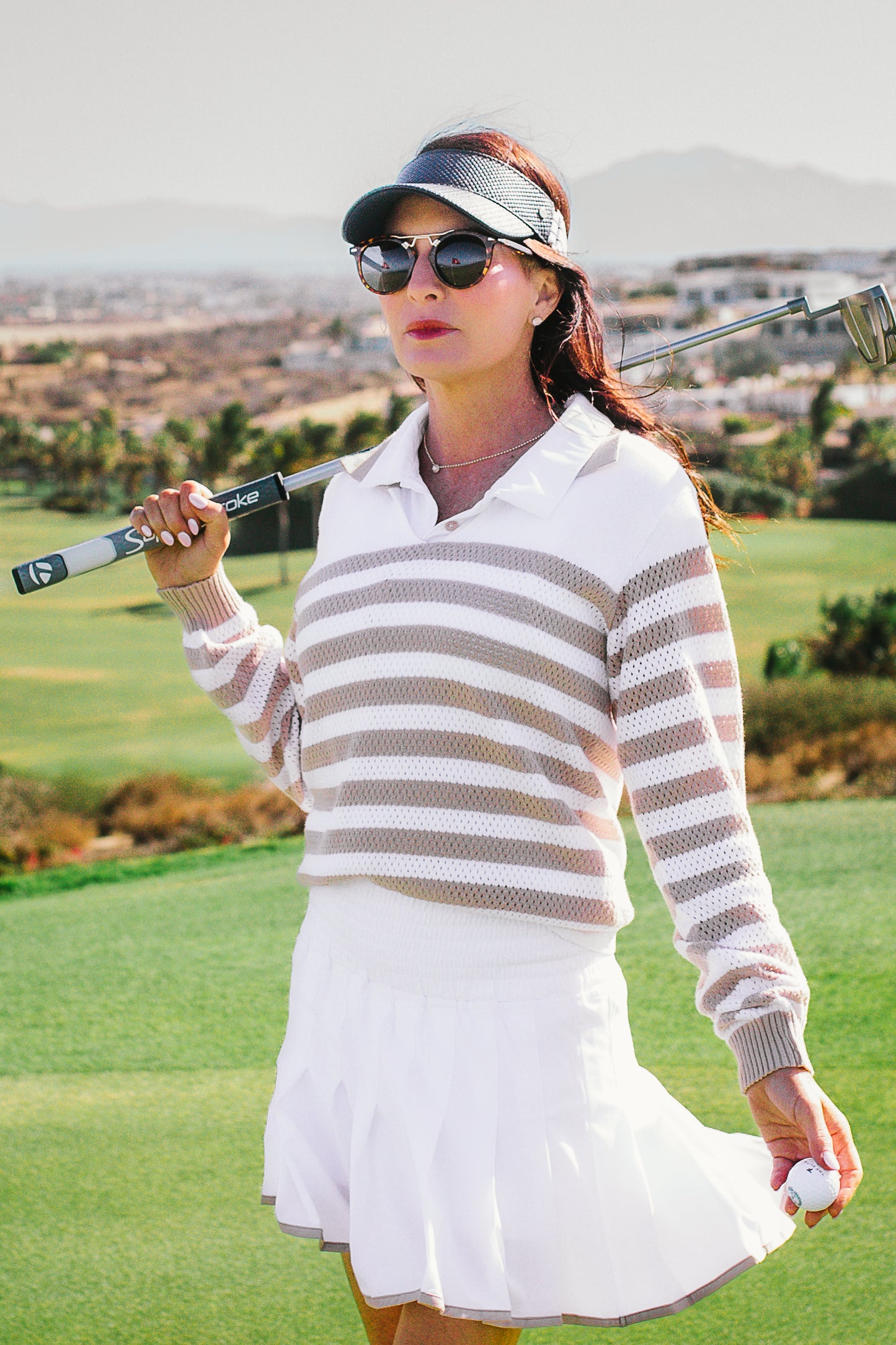 WHITE KHAKI